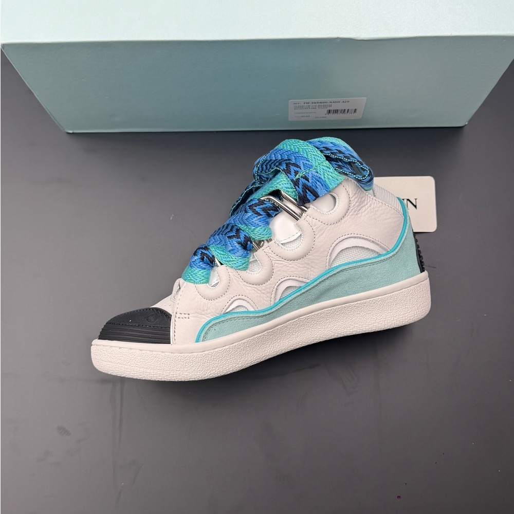 Women’s Low-Top Sneakers with Blue & Teal Braided Laces - Picture 9 of 10